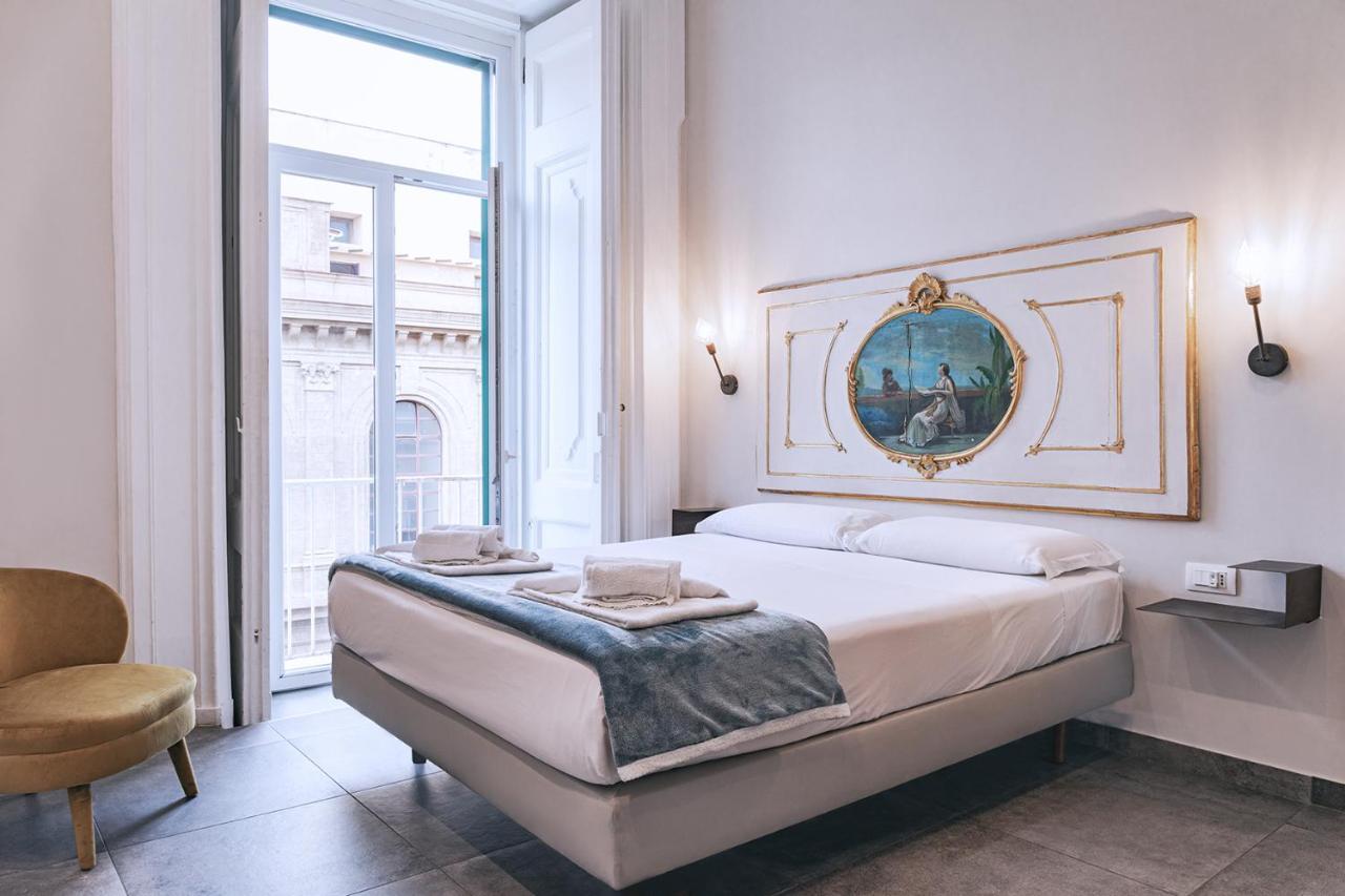 La Smorfia Hotel Naples Exterior photo